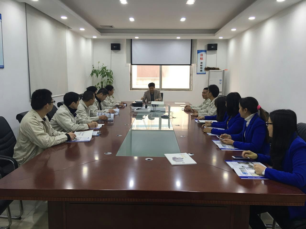 China Dongguan Jintong Plastic Machinery Co., Ltd. Unternehmensprofil