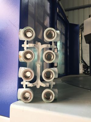 120T Doppelschieber-Tisch-Vertikal-Spritzgießmaschine für die Produktion in hohem Volumen