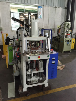 ISO9001 LSR Spritzgießmaschine 55T Spritzgießmaschine für Flüssigsilikonkautschuk