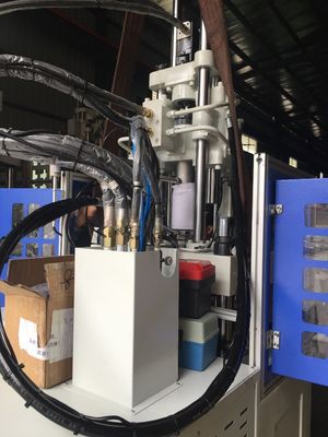 21.6kW vertikale Spritzgießmaschine LSR Schraubendurchmesser 45 mm