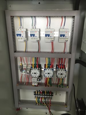 1 Ejektor JINTONG 120 Tonnen Spritzgießmaschine
