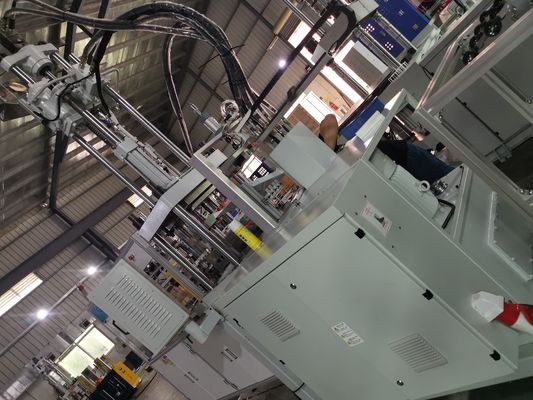 176 Cm3 Theoretisches Schussvolumen Zahnseide Vertikale Kunststoffspritzgießmaschine 55T 12kW