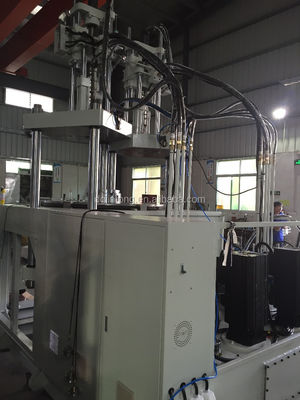 Zweifarbige Rotationsspritzgießmaschine vertikal JTT2V3R-1600