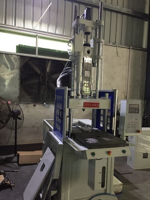 12KW Küchengerät Shuttle Kunststoff Spritzgießmaschine vertikal 55T
