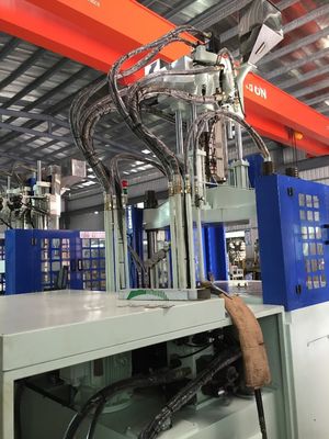 Drehtischvertikal 160 Tonnen Spritzgießmaschine JTT-1600R