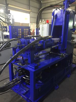 Hydraulische Doppelschieber-Spritzgießmaschine 85T 267 Cm3 Theoretisches Schussvolumen