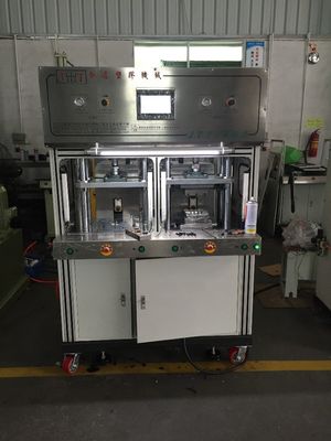 56g Niederdruck-Hotmelt-Klebstoffspritzgießmaschine mit Doppelstation