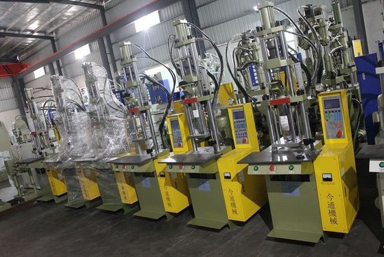 45T Roboter-Vertikal-Injektionsmaschine für Kunststoff mit 45mm-Ejektorschlag