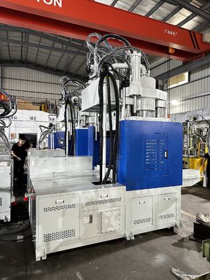 Tabelle mit geringer Arbeitsleistung 160 Tonnen Spritzgießmaschine vertikal JTTD-1600R