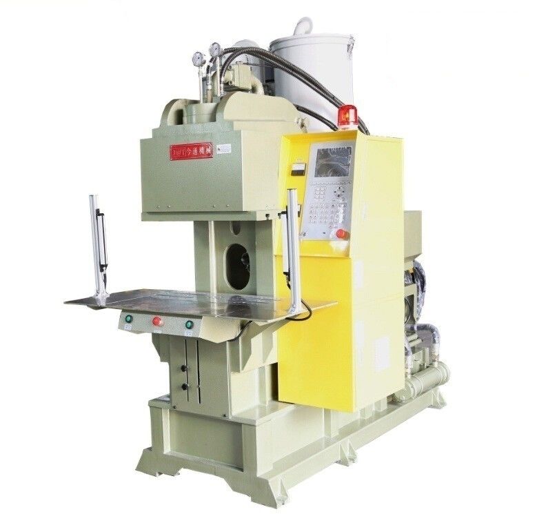 Maschine zur Verformung von Steckverbindungen mit Stromleitung Vertikalmaschine zur Spritzgießmaschine 55T